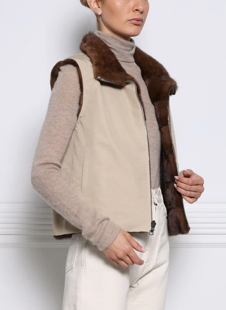 The Nina Storm Mink Fur Vest - Image 7