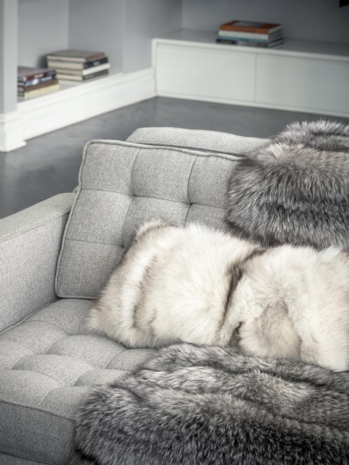 Blue Frost Fur Throw - Image 5